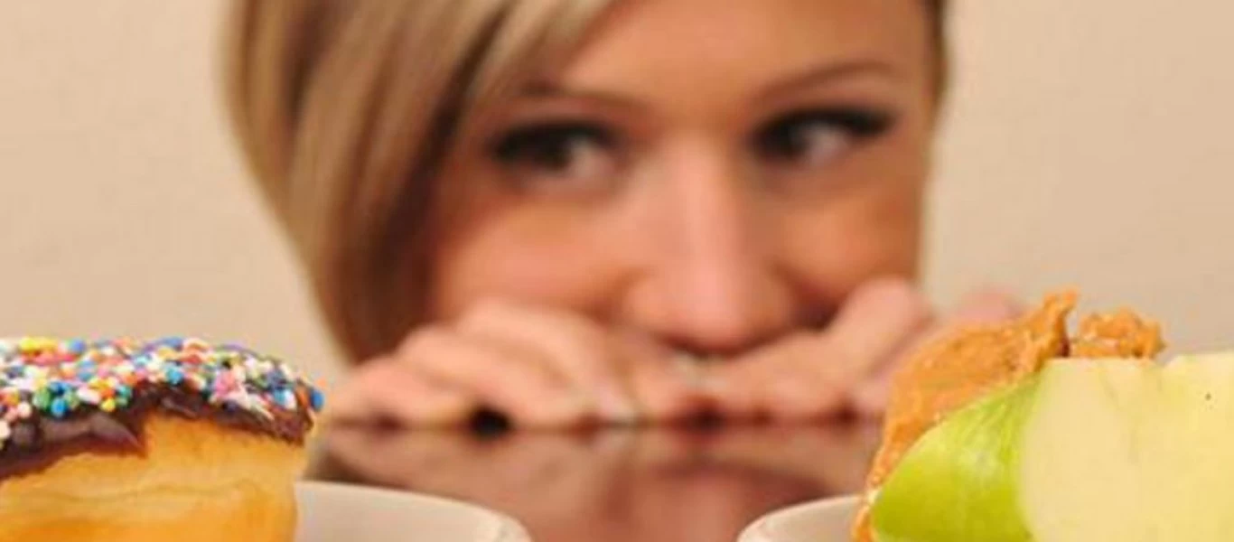 Αυτά είναι τα 5 βασικότερα αίτια της λαιμαργίας σου